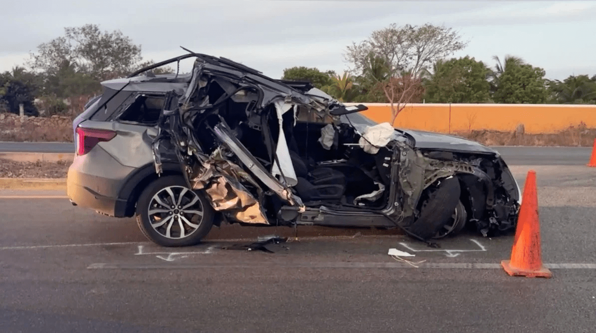 Se accidenta Huacho Díaz candidato a gobierno de Yucatán por Morena