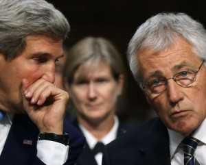 Los secretarios de Estado, John Kerry (izquierda), y de Defensa, Chuck Hagel, hoy en una audiencia en la Comisión de Relaciones Exteriores del Senado. (AFP)