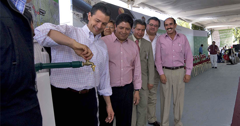 Peña Nieto busca 'desesperadamente' privatizar el agua antes de que llegue AMLO