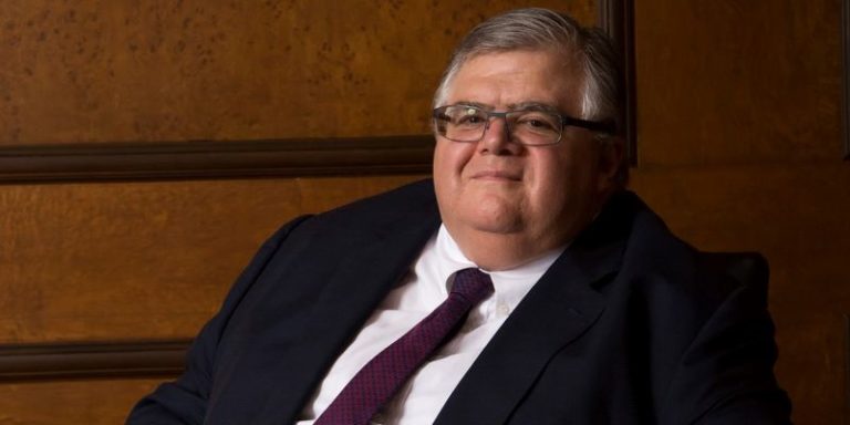 AMLO: Carstens repartía 'moche' para aprobación del presupuesto