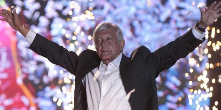 Popularidad de AMLO sigue intacta ante una desdibujada oposición