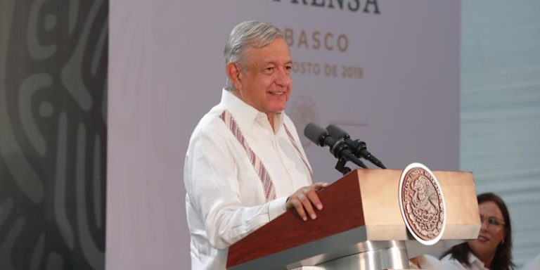 Recurso contra amparos poner por delante el interés de la nación: AMLO