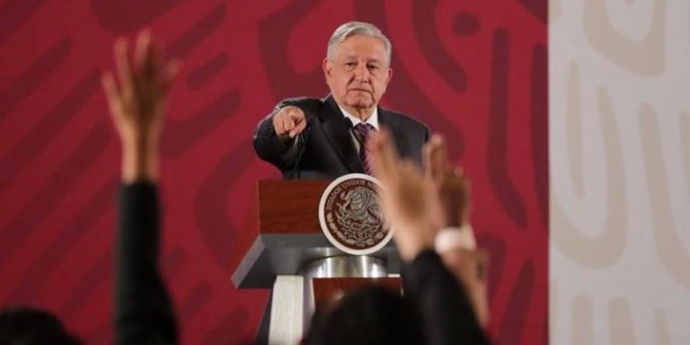 AMLO al margen sobre parentesco del juez del caso Robles