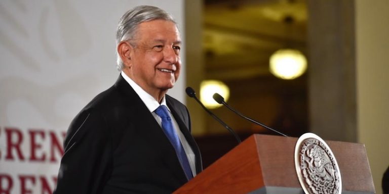 AMLO: Limpia en aduanas, crimen organizado tenía el control