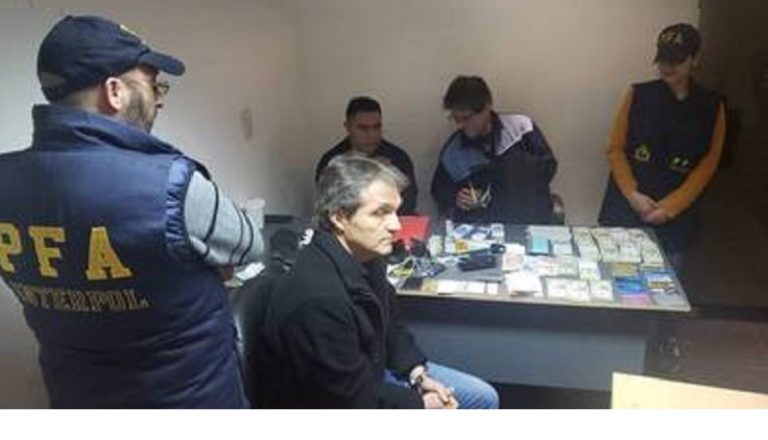 Robles amenazó con destruirme dice Carlos Ahumada