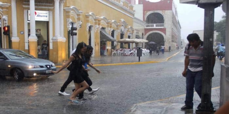Pronóstico de fuertes lluvias en la Península de Yucatán y sureste del país