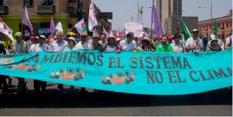 Neoliberalismo pone en peligro la vida