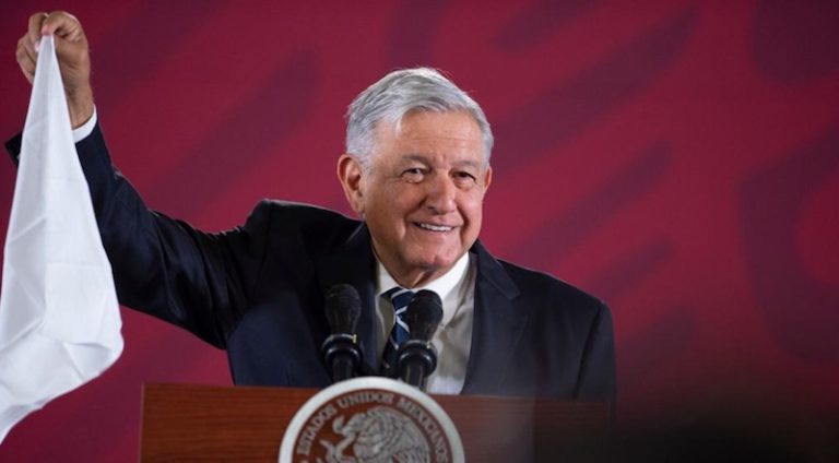 AMLO "les toma la palabra" a opositores, es momento de reconciliación