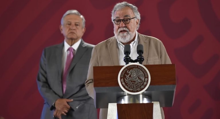 Ayotzinapa: Alejandro Encinas reiteró que la Verdad Histórica se construyó con base en la simulación y que contradice la misma realidad.