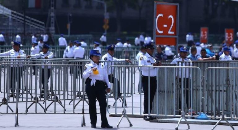 Sin arcos detectores, más de 4 mil policías reguardarán el Zócalo