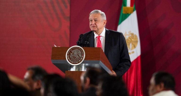 AMLO: Transparencia en Santa Lucía, no hay denuncias de corrupción