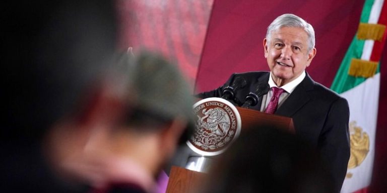 Querían independizar al SAT para bloquearnos, AMLO