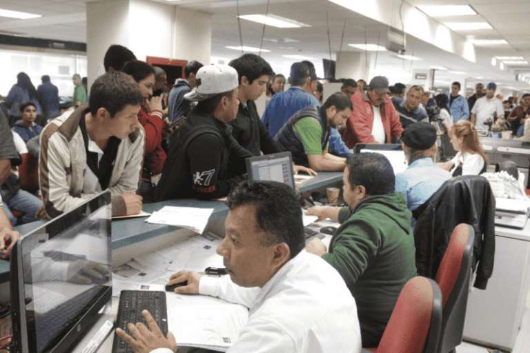Obesidad e hipertensión, padecimientos comunes entre funcionarios