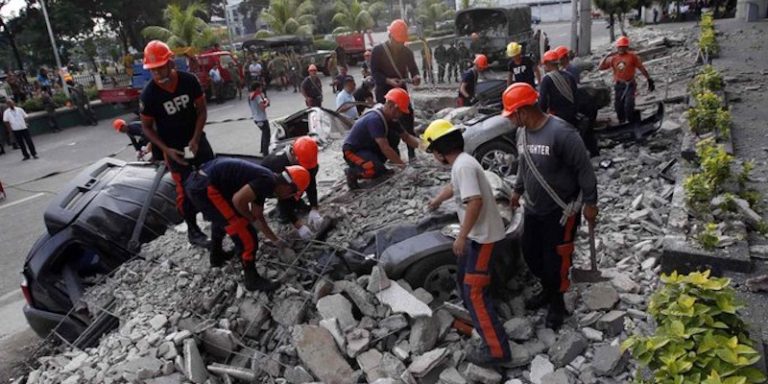 Sismo de 6.6 azota Filipinas, reportan 6 muertos y decenas de heridos