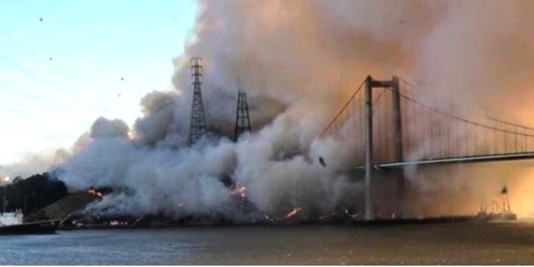 California, viento aviva fuego