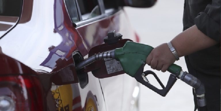 Cofece investigará mercado petrolífero