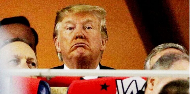 Trump abucheado en serie mundial
