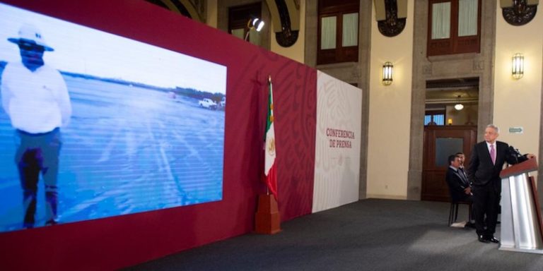 AMLO: Cada semana, avances de Santa Lucía y Dos Bocas