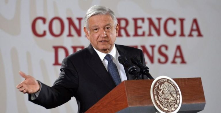 AMLO: Continuarán servicios a beneficiarios del Seguro Popular