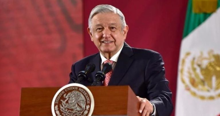 “Serénense, replanteen cómo ser la oposición y organícense", pide AMLO
