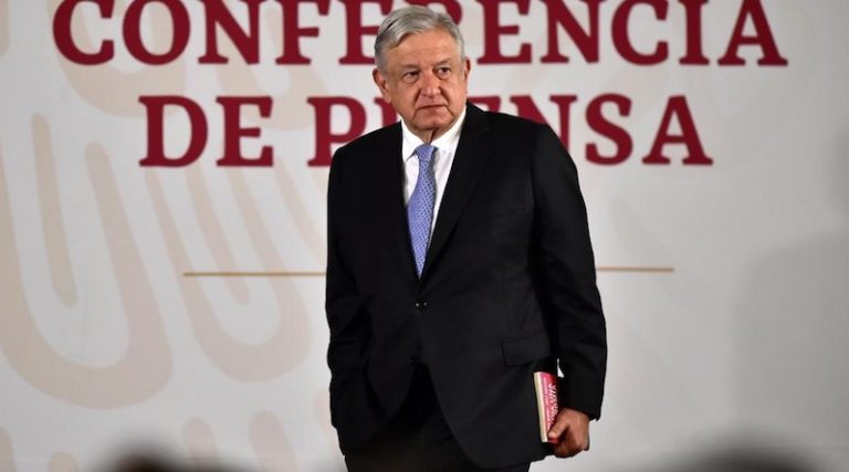AMLO condena actos de "anarquistas" en la UNAM, no tienen fundamento