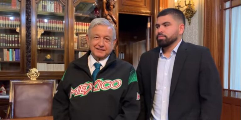 AMLO recibe a Urquidi, mexicano en Los Astros