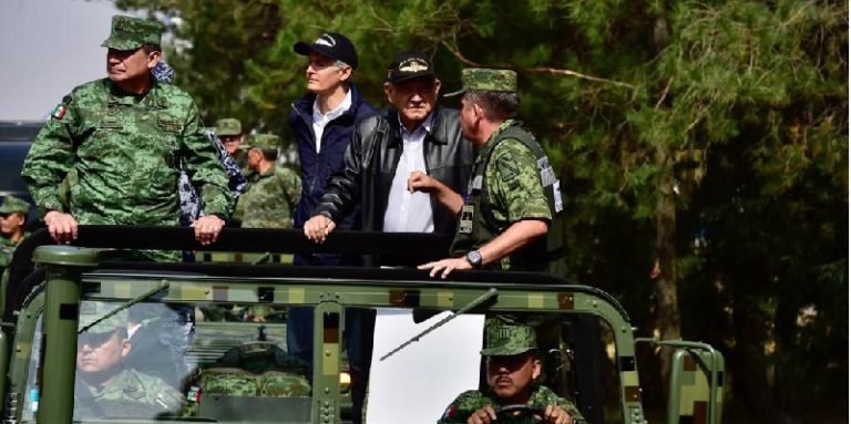 AMLO supervisa S. Lucía