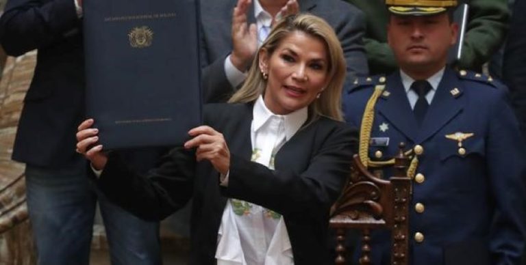 Acuerdan celebrar nuevas elecciones en Bolivia, sin Evo Morales