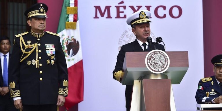 Sin protagonismos, fuerzas armadas reiteran lealtad a AMLO