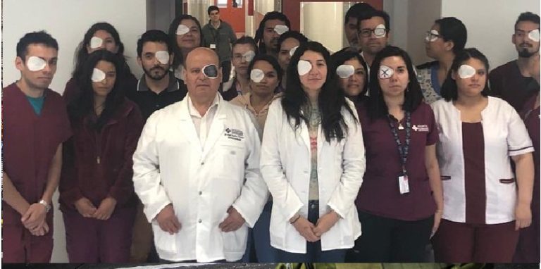 Chile, médicos protestan por mutilación ocular a manos de carabineros