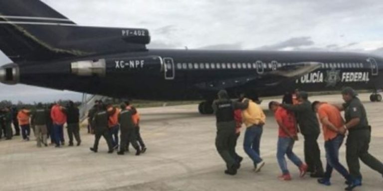 171 internos de Veracruz son trasladados a penales federales