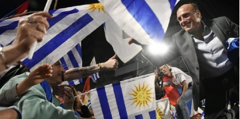 Uruguay, cerradas elecciones