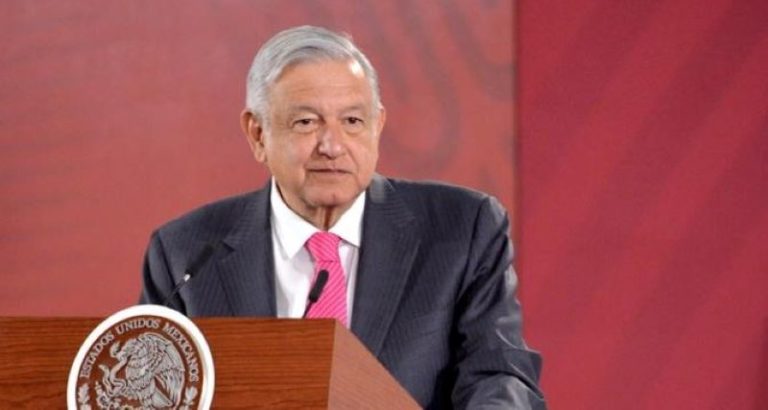 "Que haya justicia" para saxofonista oaxaqueña, pide AMLO