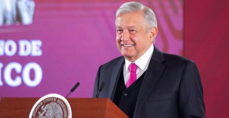 AMLO asegura que 2020 será el año de los "no aumentos"