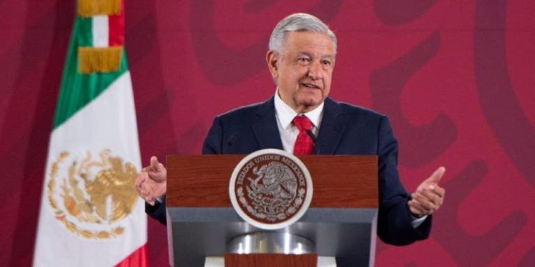 AMLO replanteará iniciativa para reducir recursos de partidos