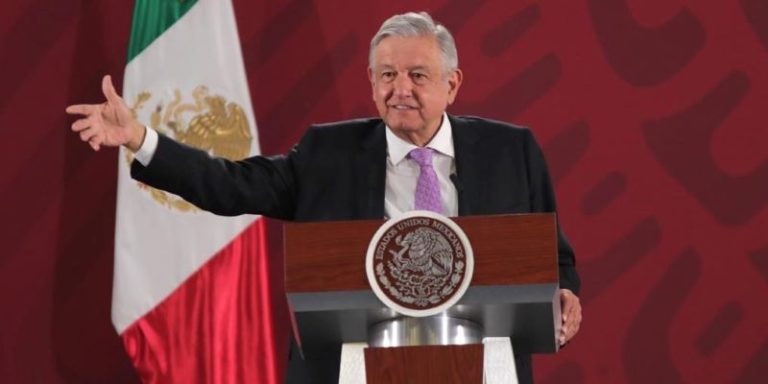 AMLO: Poco a poco se cumplirá con descentralización de dependencias