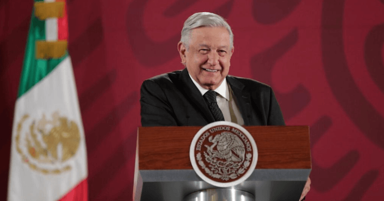 AMLO informa que tomará breves vacaciones este fin de año