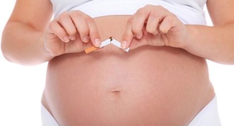 Mujeres fumadoras podrían desarrollar diabetes gestacional
