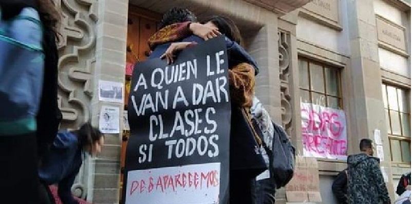 Guanajuato, estudiantes protestan por violencia