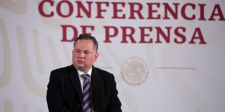 AMLO no necesita perseguir a nadie, Santiago Nieto