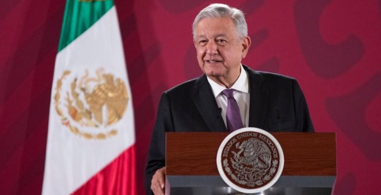 AMLO no insistirá al INE con datos biométricos, no es prioridad