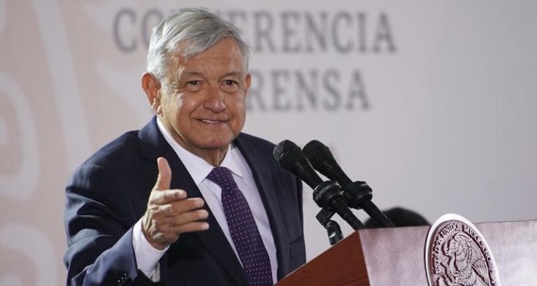 AMLO señalará a los responsables de garantizar medicamentos