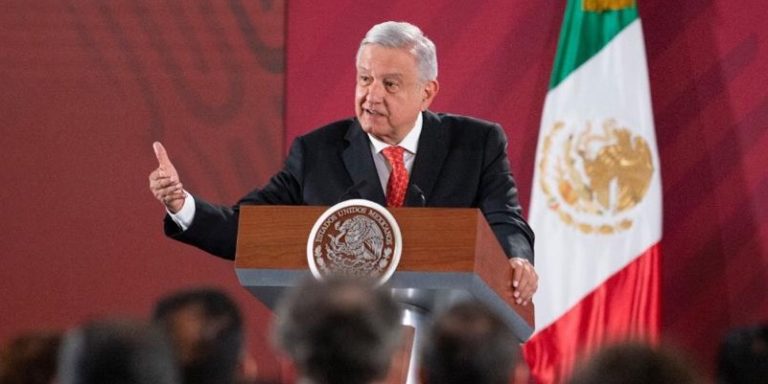 AMLO: 6 gobernadores se oponen a Insabi, niegan acceso a la salud