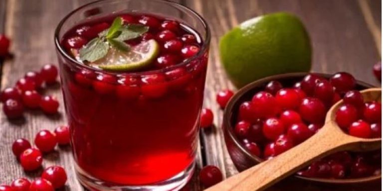 Jugo de arándano reduce la presión arterial alta: investigadores