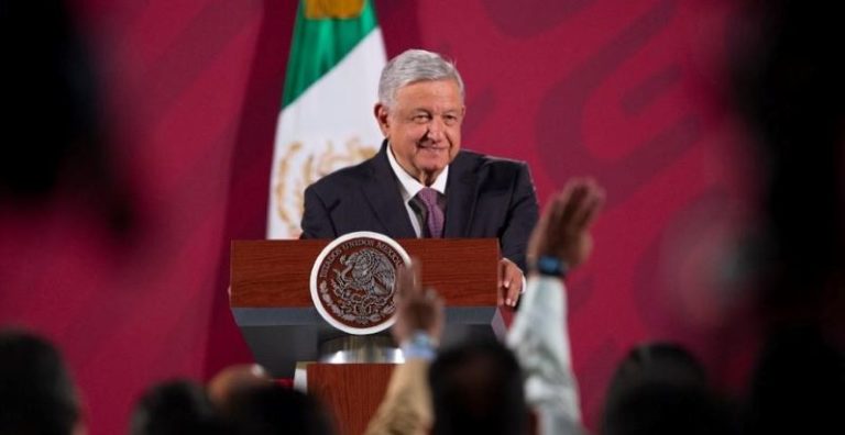 AMLO: Incluso con encuestas cuchareadas, la gente nos apoya