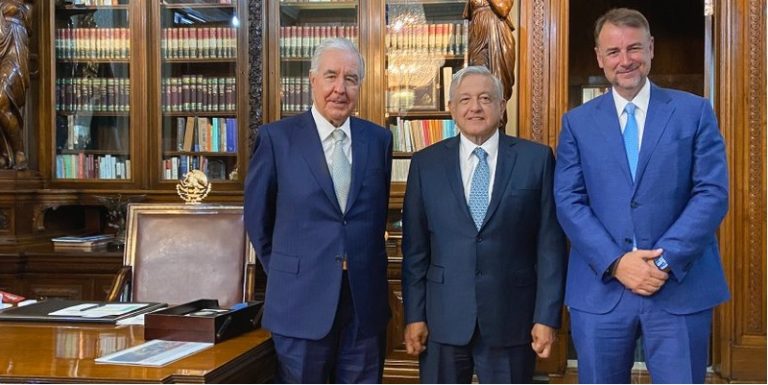 AMLO: avanza internet para todos