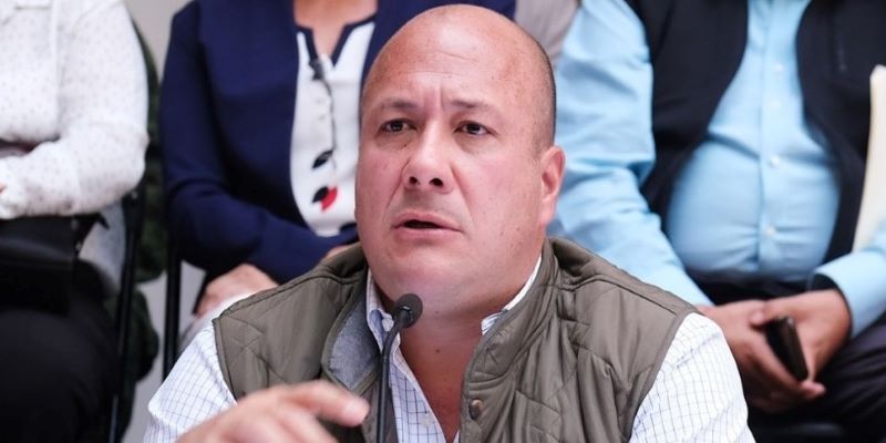 Alfaro endeudará con mil millones más a Jalisco por Covid