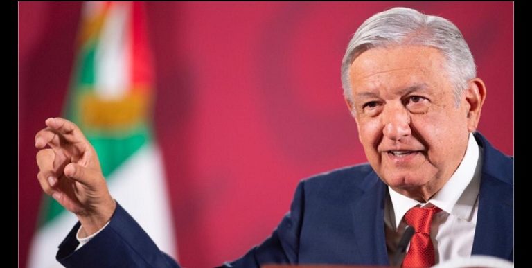 AMLO adelanta pensión a infancia con discapacidad