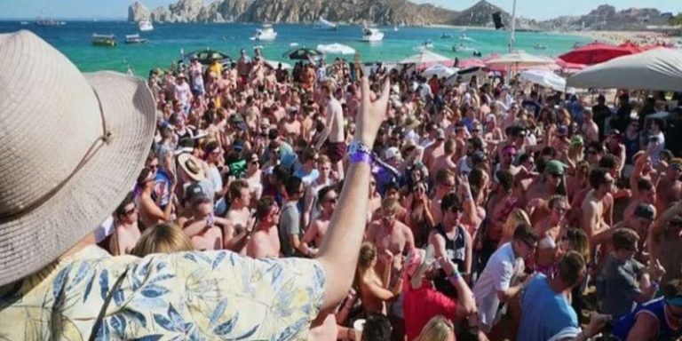Spring breakers dan positivo en Covid, viajaron a Cabo San Lucas