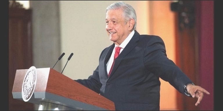 AMLO distancia, sin tumultos